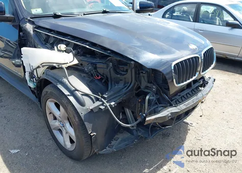 2009 BMW X5 xDrive30I z USA, uszkodzony, nr VIN 5UXFE43519L272111